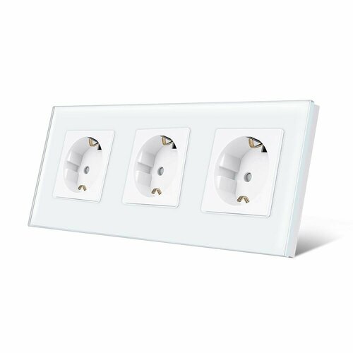 Розетка 3 поста, рамка из закаленного стекла, с заземлением и защитными шторками