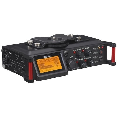 Tascam DR-70D портативный аудиорекордер