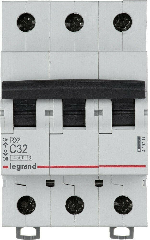 Автоматический выключатель Legrand RX3 3Р С32А 4,5кА