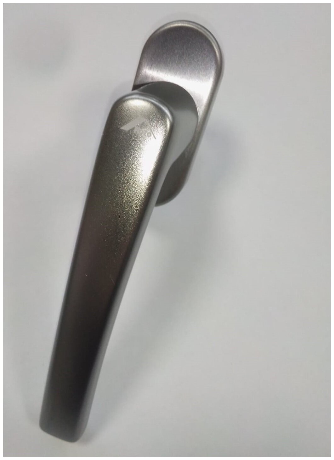 Ручка оконная Rotoline, штифт 43 мм, металл, титановый / титан матовый - фотография № 1
