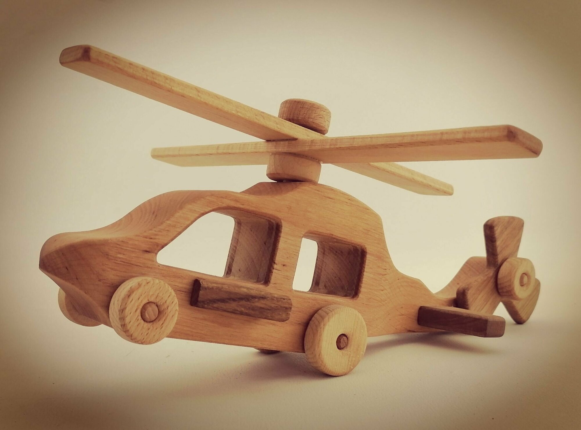 Вертолет МИ/деревянные игрушки/самолеты