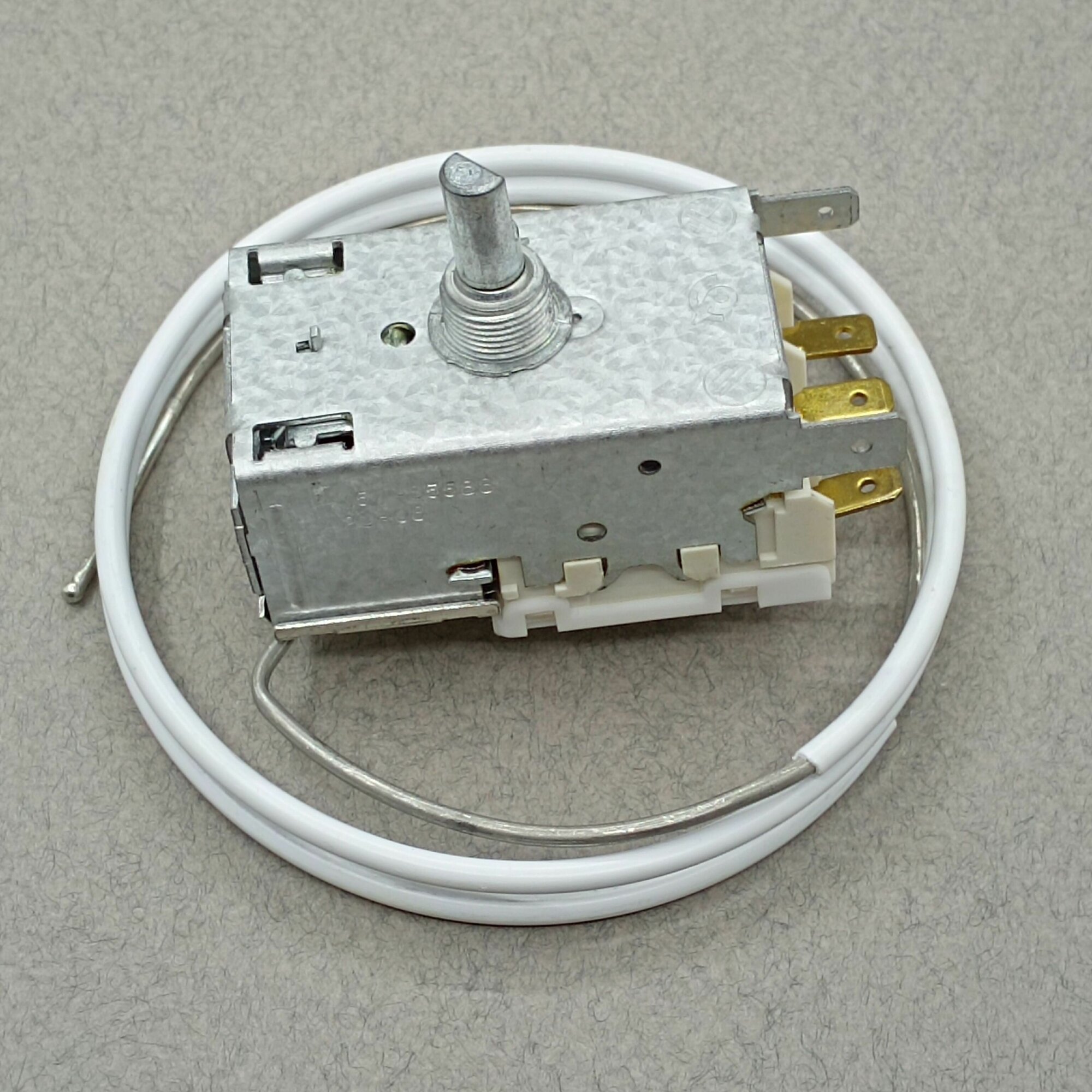 Термостат (Терморегулятор) для холодильника Liebherr K57-S5588 Ranco