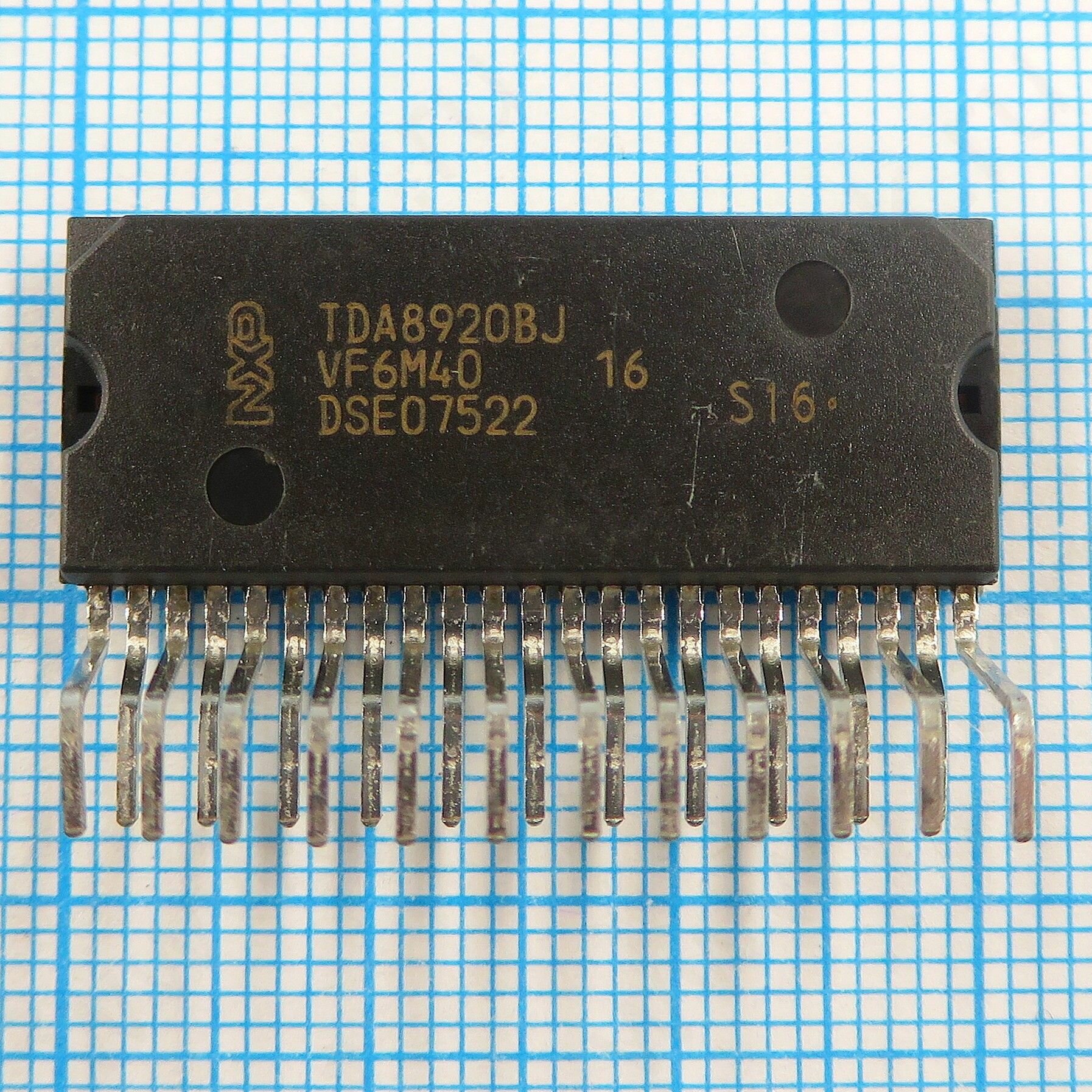 TDA8920BJ 2 x 100W - усилитель мощности класса D