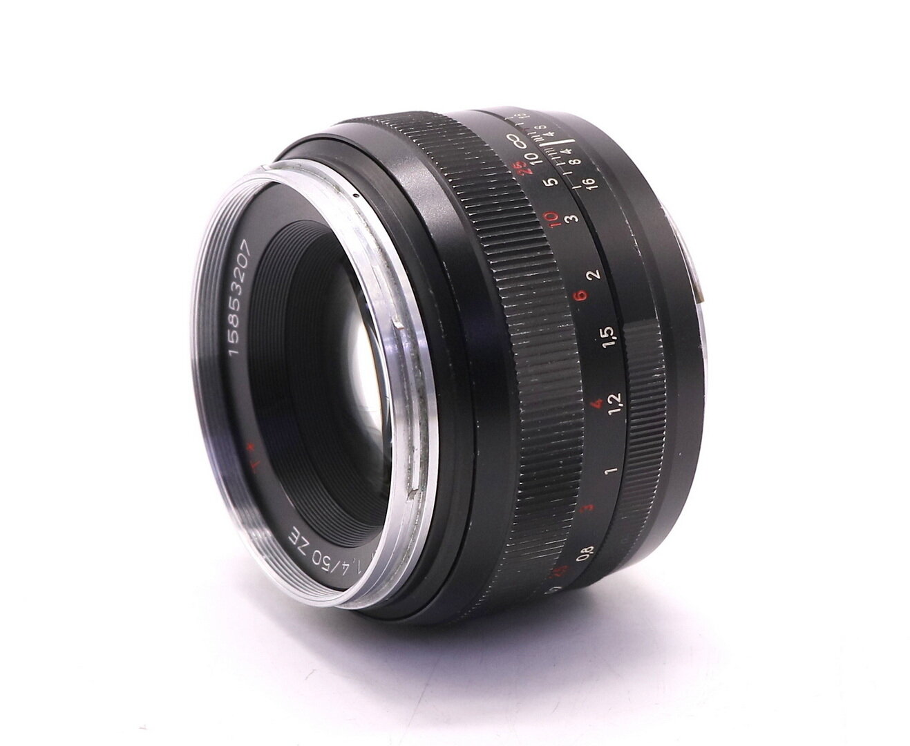 KODOMO　Carl Zeiss Planar T* 50mm 1.4 Carl Zeiss Planar T* 1.4/50 ZE: отзыв о любимом объективе