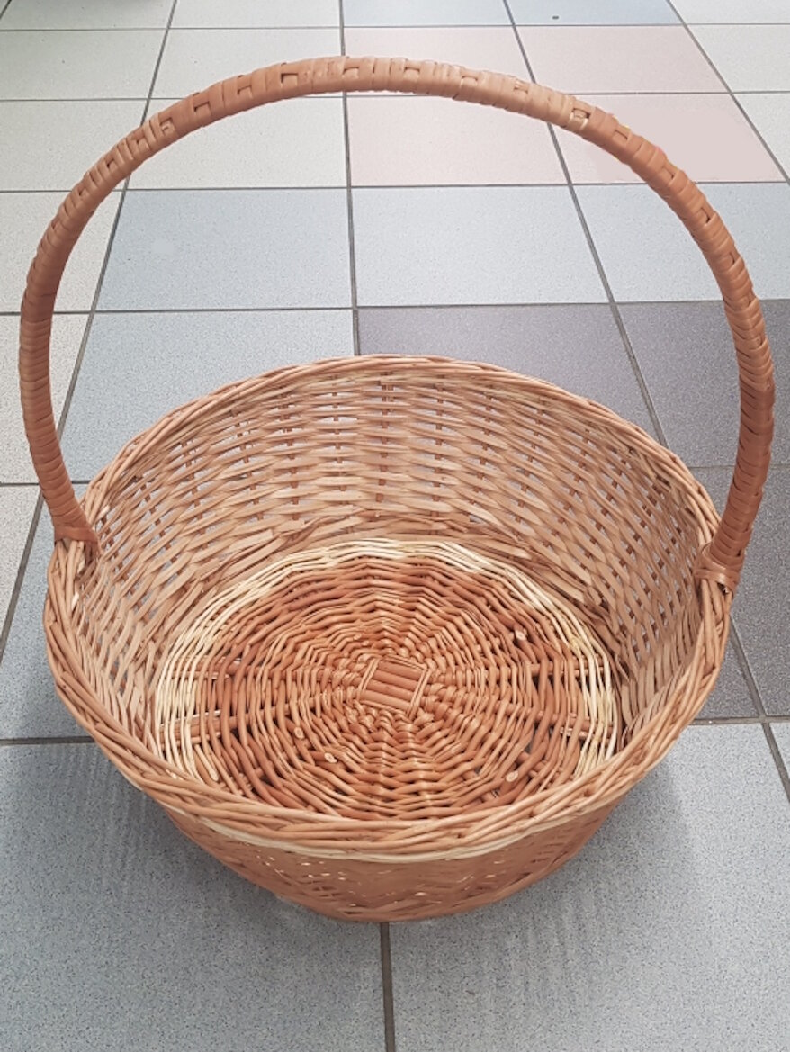 Плетеная корзина Круглая из ивовой лозы размер XXL/ Диаметр по верху - от 42-43 см цвет бежевый