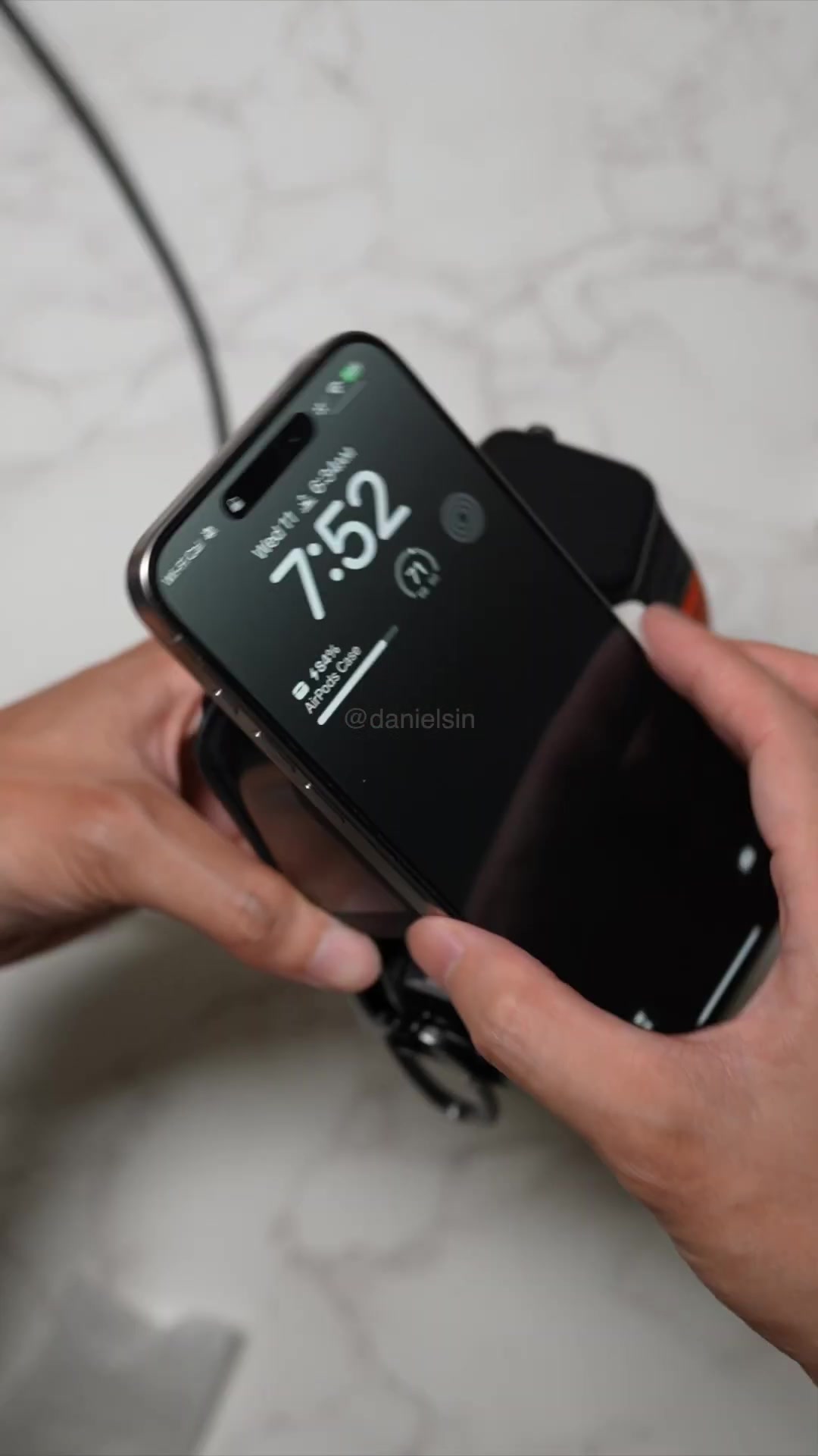 Беспроводное зарядное устройство / Зapядка / Док станция 4в1 для iPhone / Быстрая зарядка / Белый — фото 1