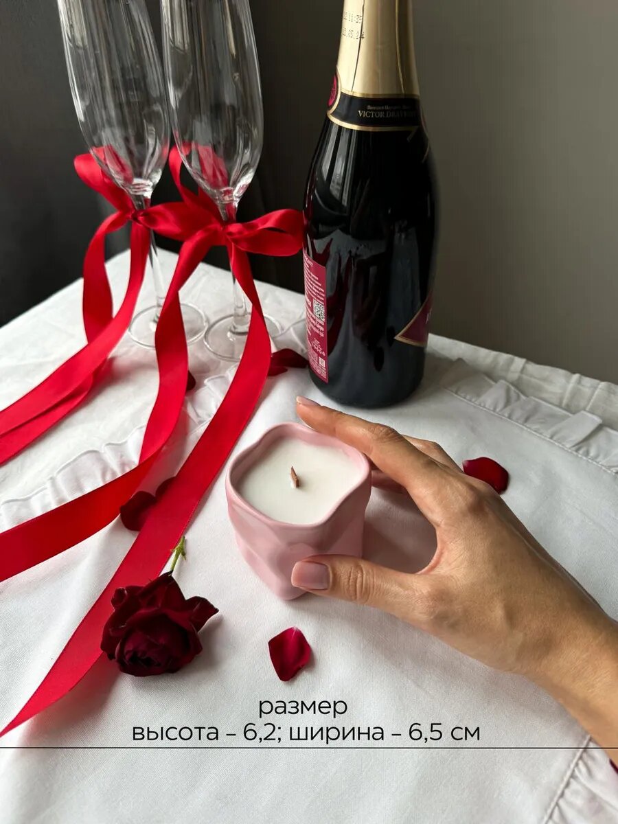 Ароматическая свеча в гипсе с деревянным фитилем, Less solace: romantic pink — фото 1