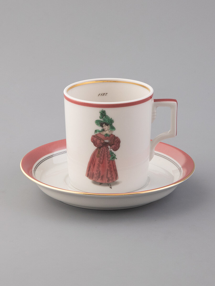 Чайная пара "Modes de Paris 1827" форма Гербовая , Императорский фарфоровый завод — фото 1