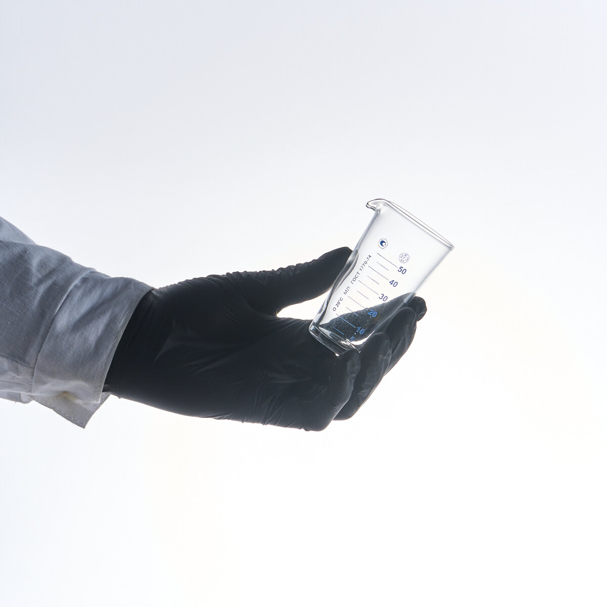 Мензурка Лаборио 50мл, бесцветная, из химико-лабораторного стекла — фото 1