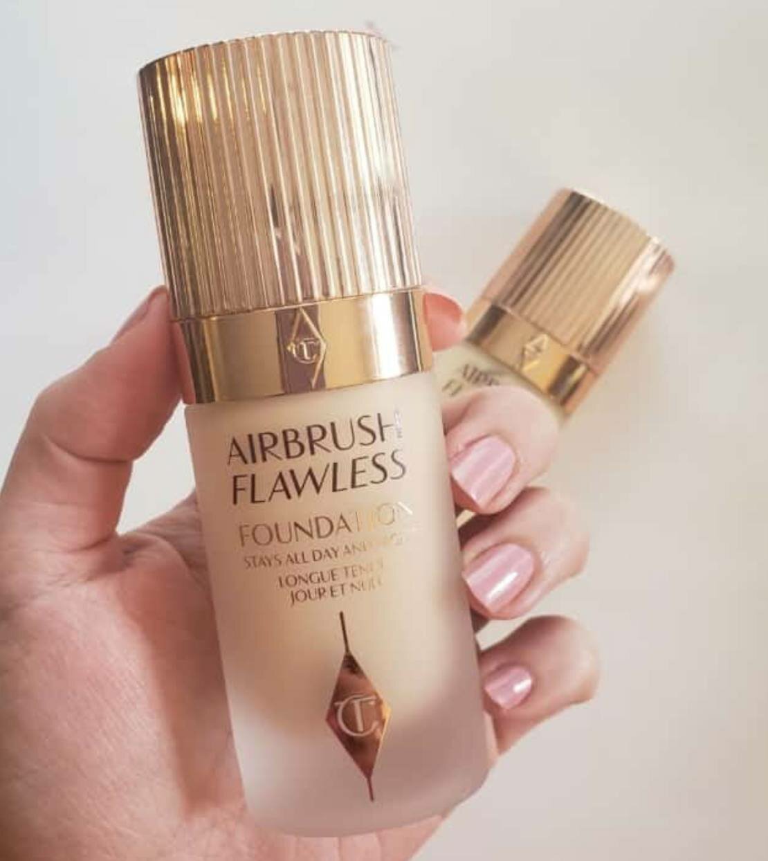 Тональный крем Savdo Charlotte Airbrush Flawless, бежевый, 30 мл