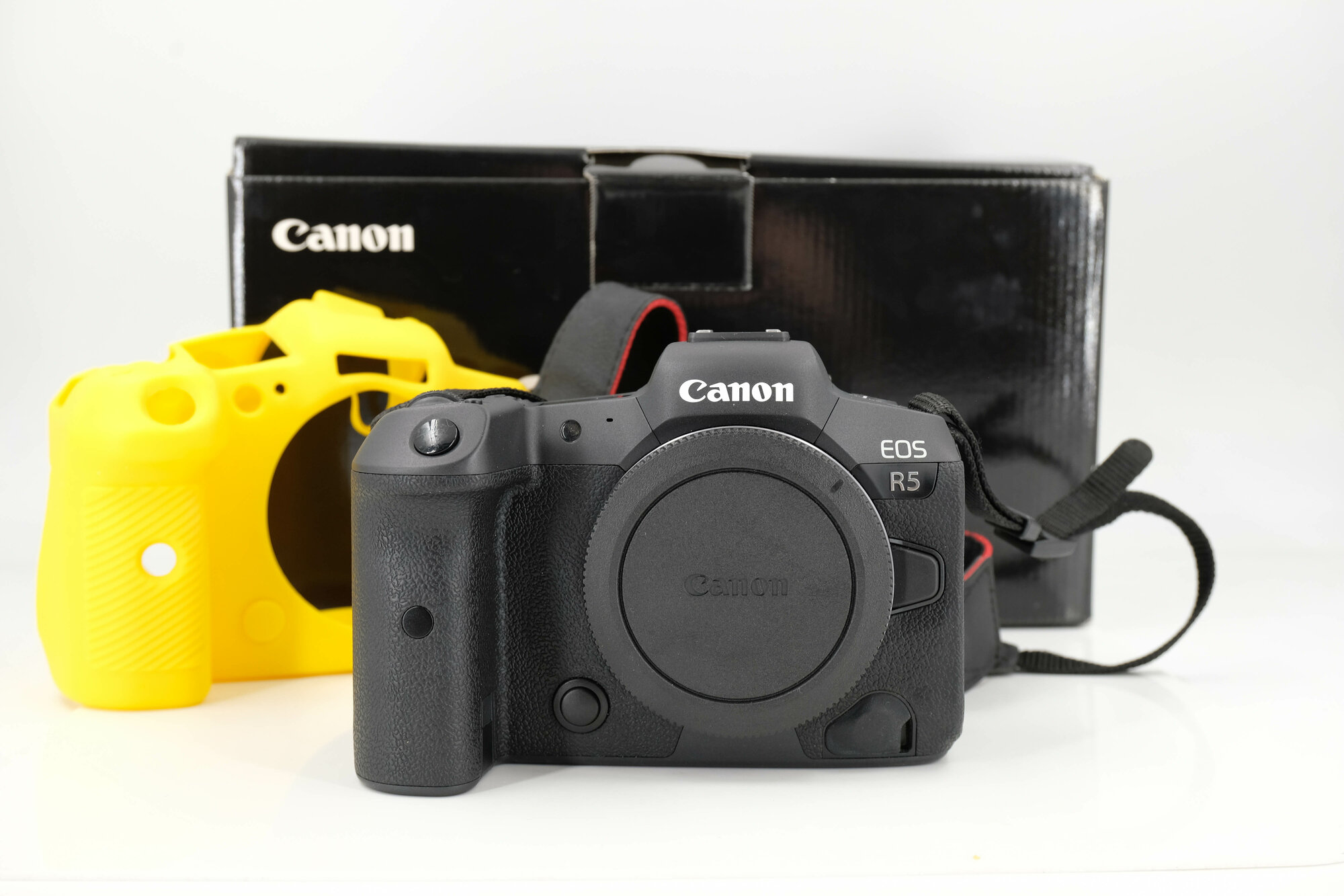 Canon EOS R5 Body – купить в интернет-магазине Fototrust на Яндекс