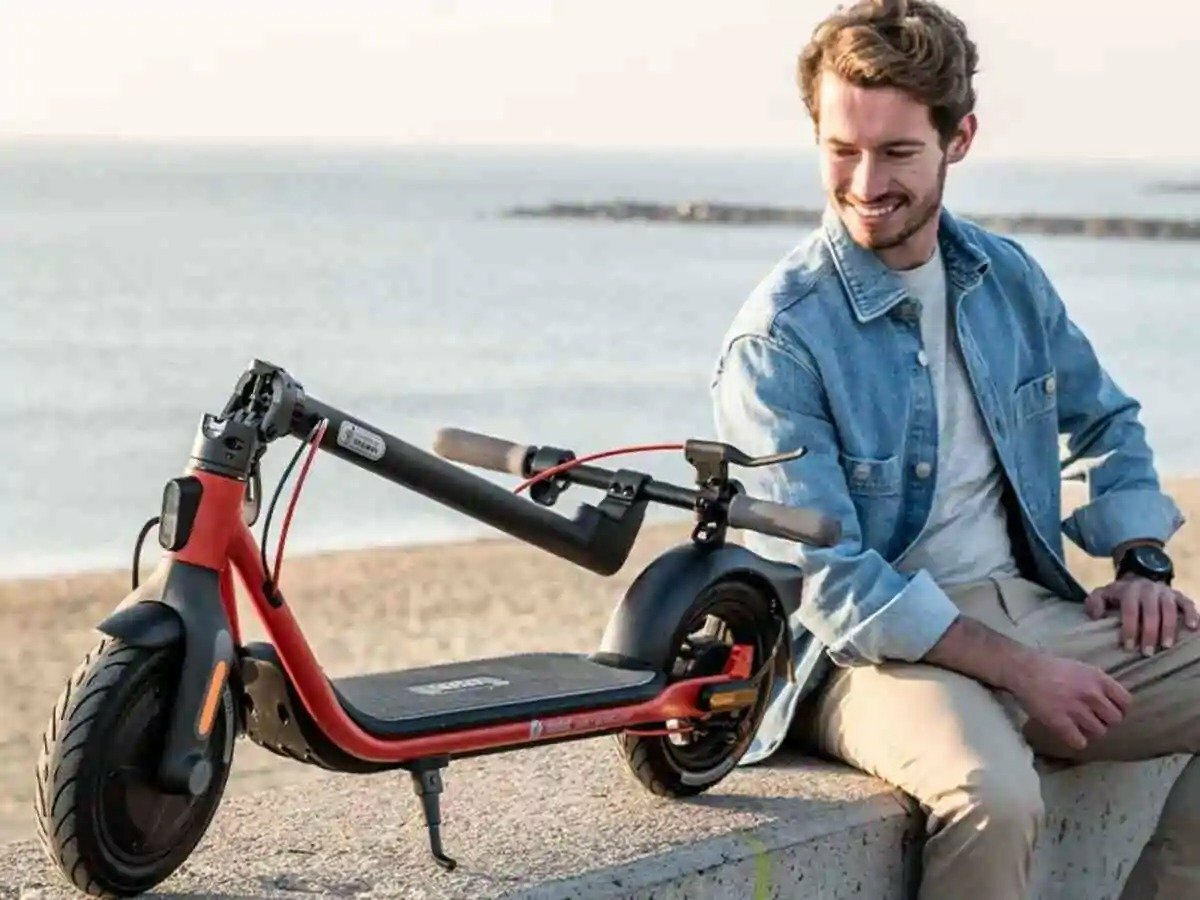 Самокат электрический Segway Ninebot D38E для взрослых, складной, городской, черно-красный