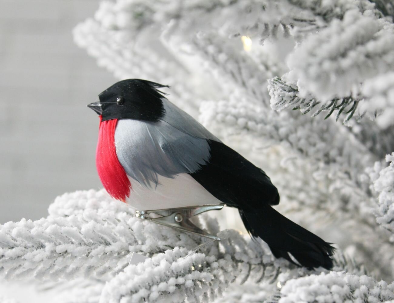 Ёлочное украшение пташка малиновка на клипсе, перо, 12 см, Swerox H084-CLIP