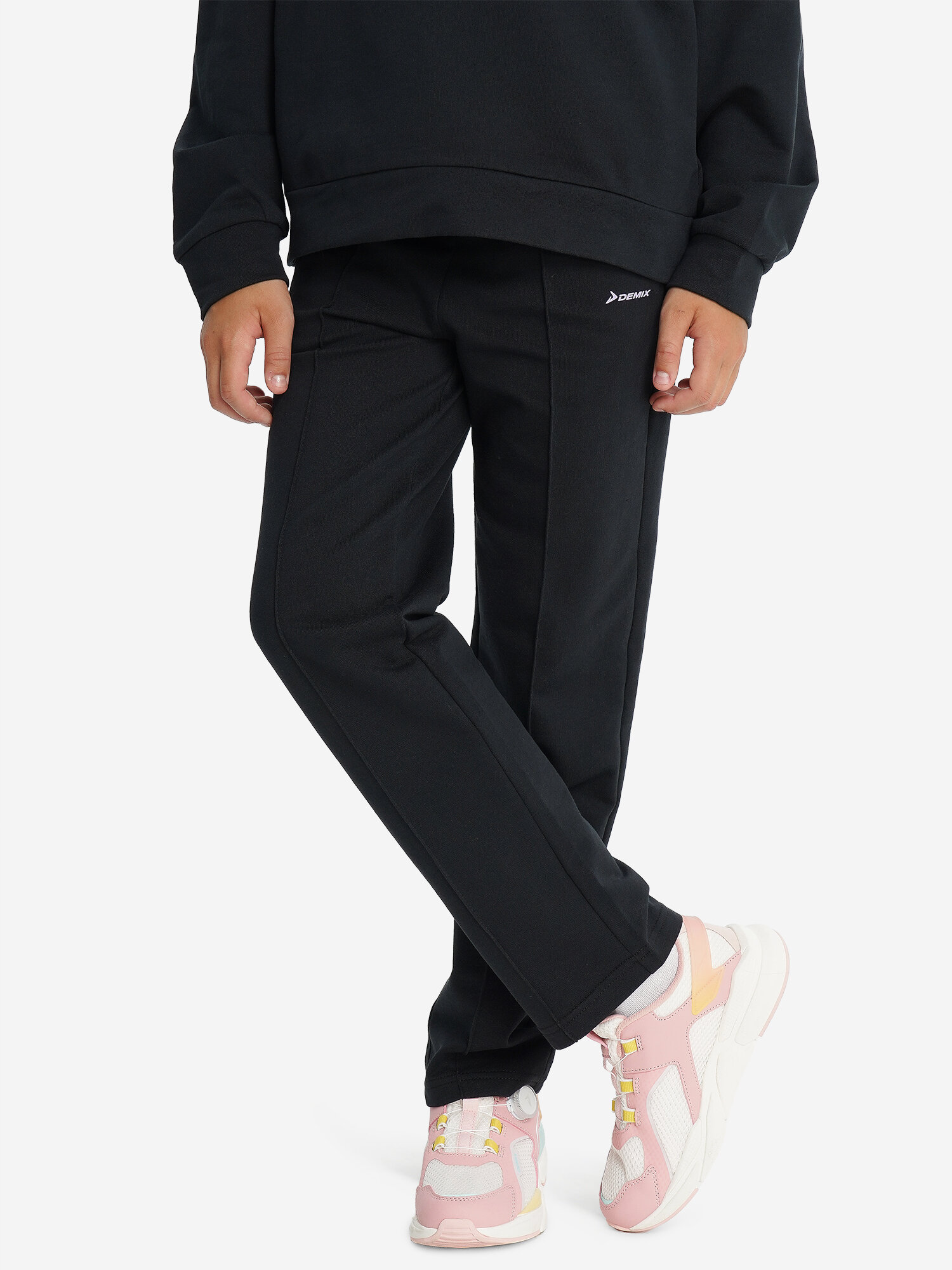 Брюки школьные Demix Sport Style Girl's Knitted Pants, размер 122-128, черный