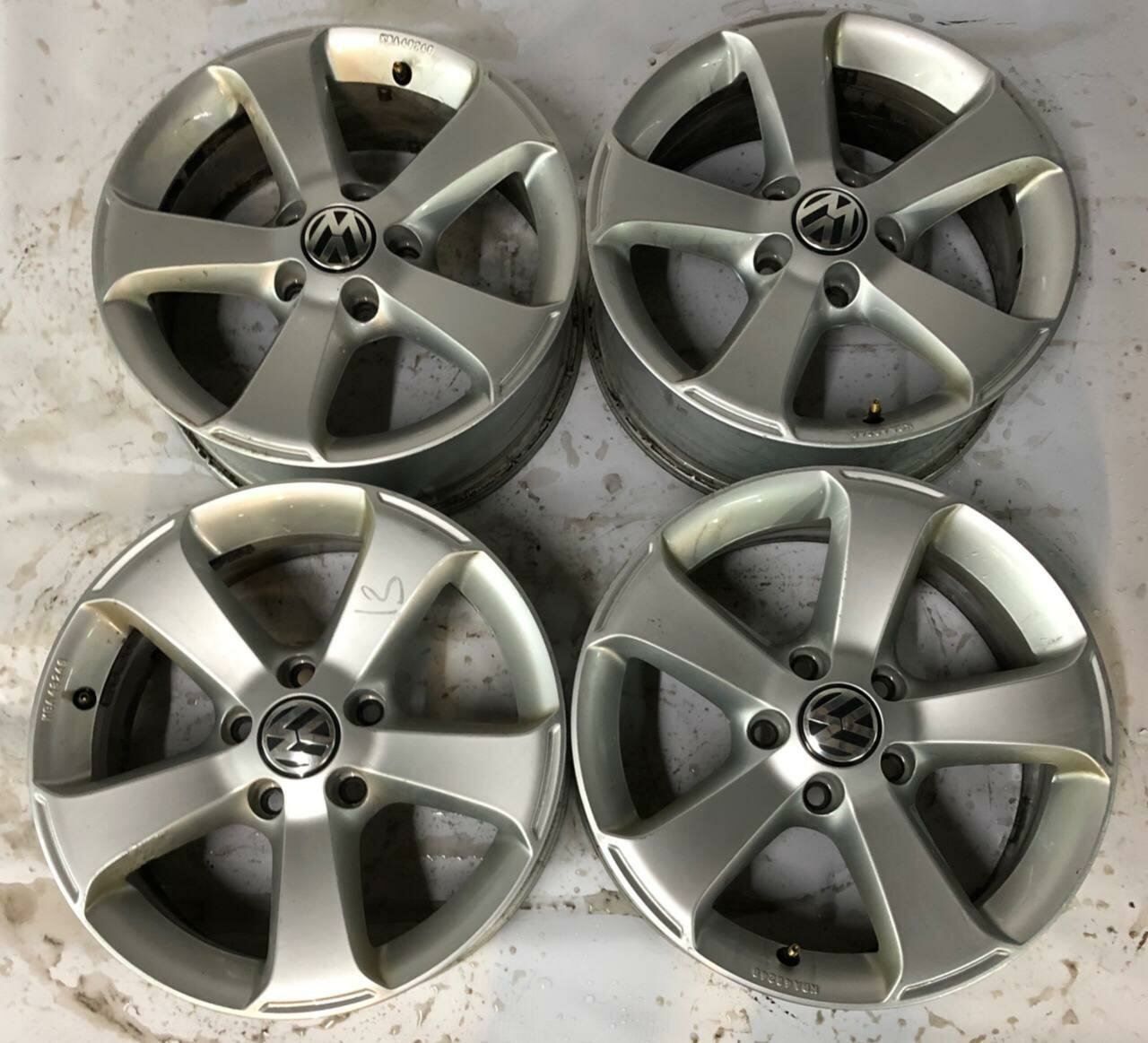 Колесные диски Volkswagen 16x6.5 PCD 5x112 D57.1 ET33 (оригинал)