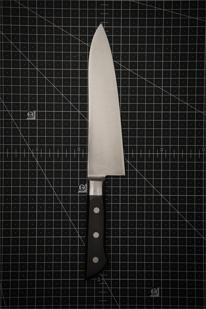 Японский INOGUCHI Нож кухонный Гюйто 184/304 мм Молибден-ванадиевая сталь/Stainless steel — фото 1