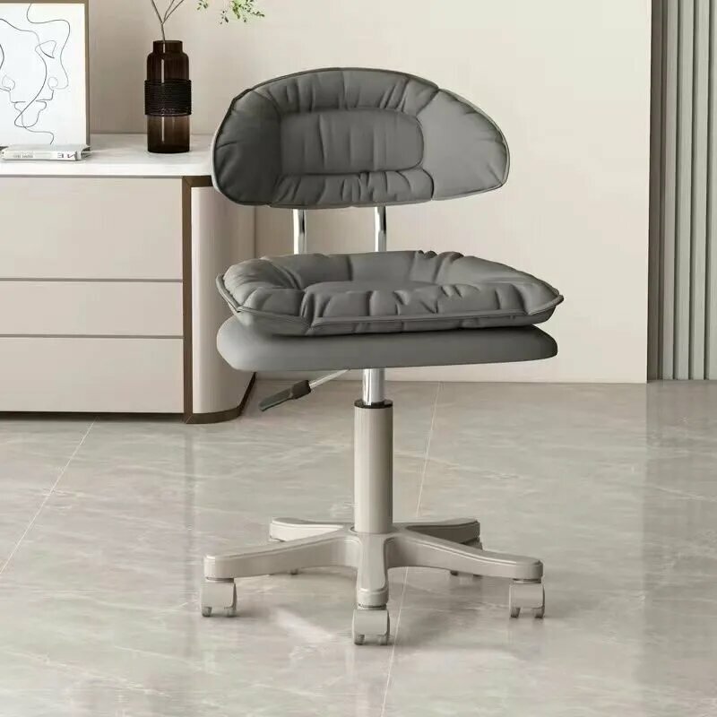Поворотный стул с колесками для салона красоты. Специально разработан для мастеров - для маникюра Серая обивка
