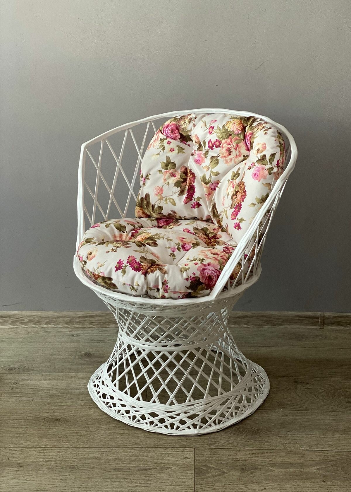 Всепогодное кресло садовое плетёное из ротанга для дома и дачи