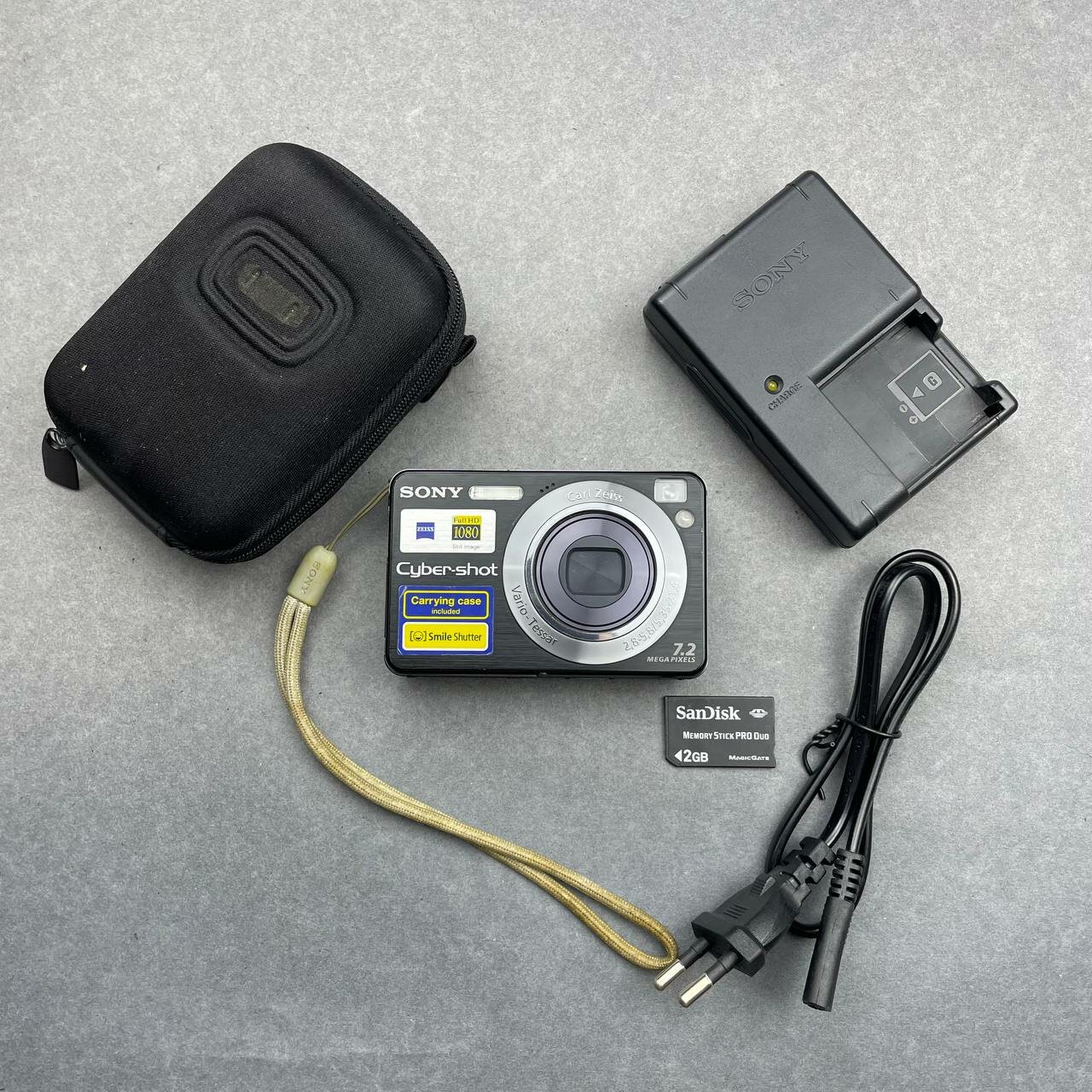 Цифровой компактный фотоаппарат Sony Cyber-shot DSC-W115, 7.2 МП, черный