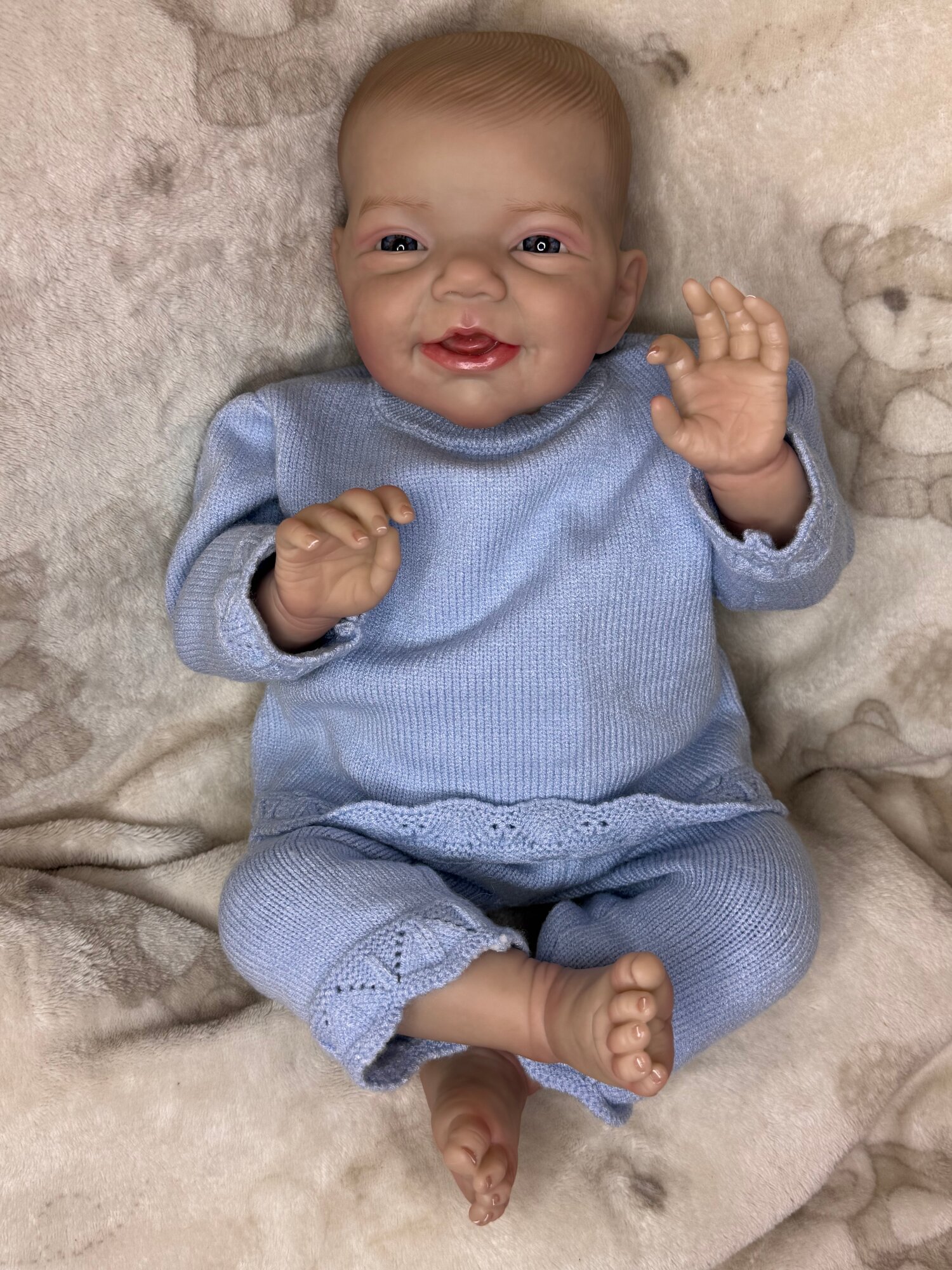 Реалистичная кукла реборн новорожденный малыш из молда Charlie от фабрики NPK-toys. Рост 50 см