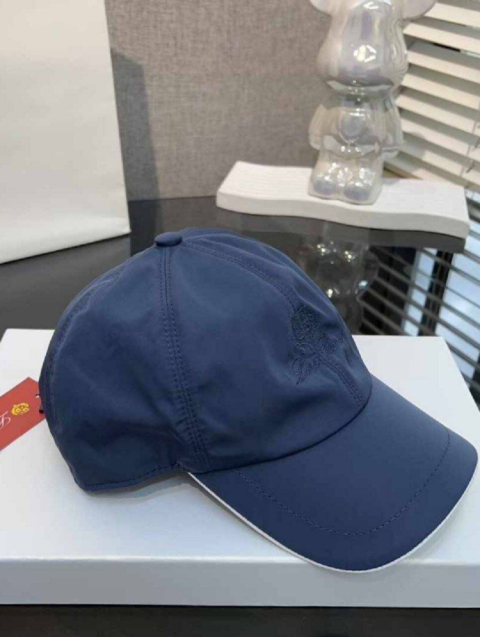 Кепка  для взрослых и детей