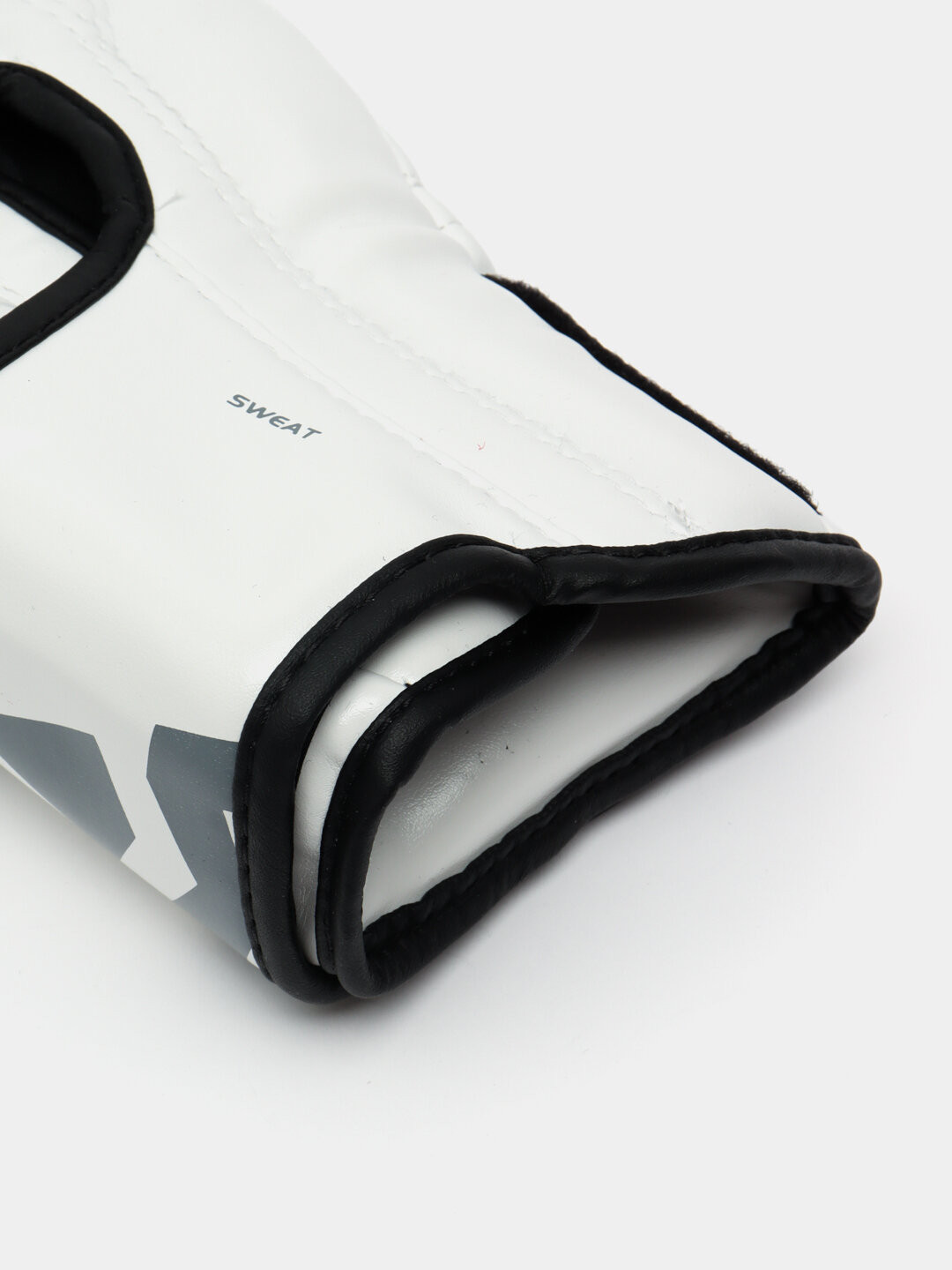 Боксерские перчатки — фото 1