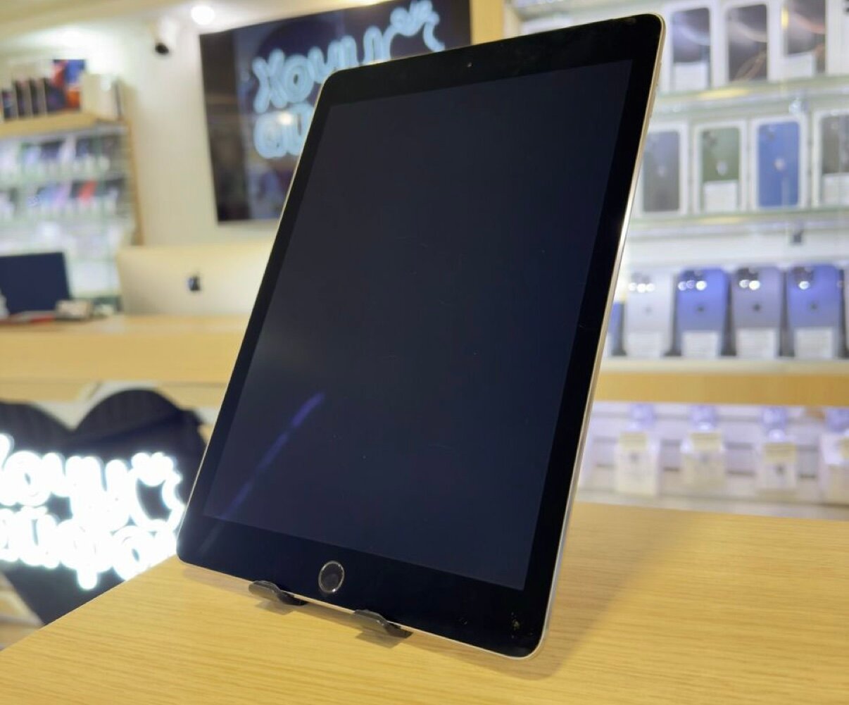 IPad Air (2-generation) 64gb Wi-Fi + Cellular Space Gray