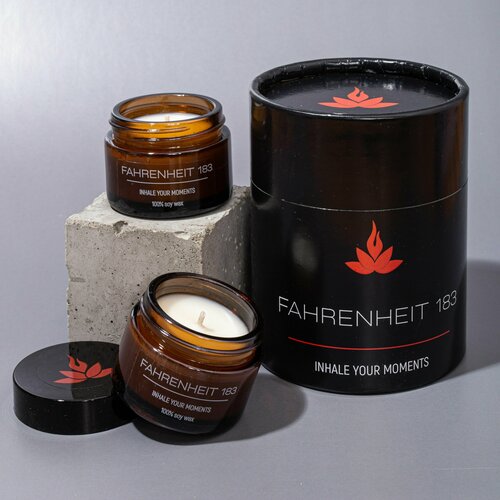 Свечи ароматические в подарочном тубусе FAHRENHEIT 183 