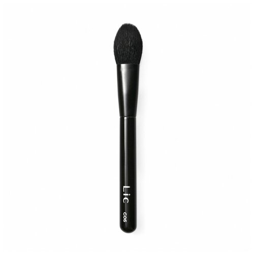 Lic Кисть G06 для румян и пудры Makeup Artist Brush G06 4627154599783