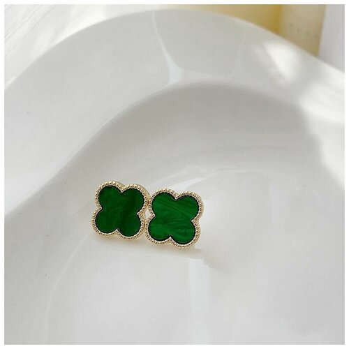 Серьги пусеты женские четырёхлистный клевер в стиле ван клиф, серьги клеверы из стали золотистого цвета.