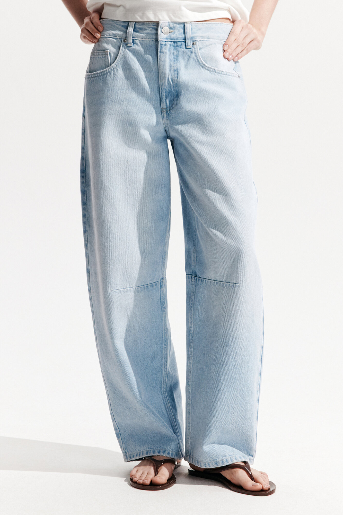 Джинсы бананы 