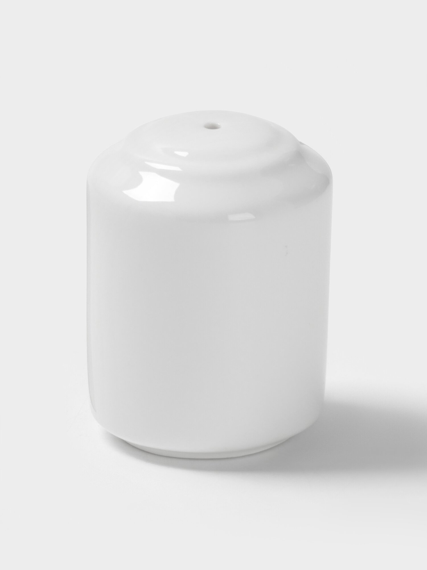 Солонка для сервировки фарфоровая Hanna Knövell, фарфоровая, цвет белый