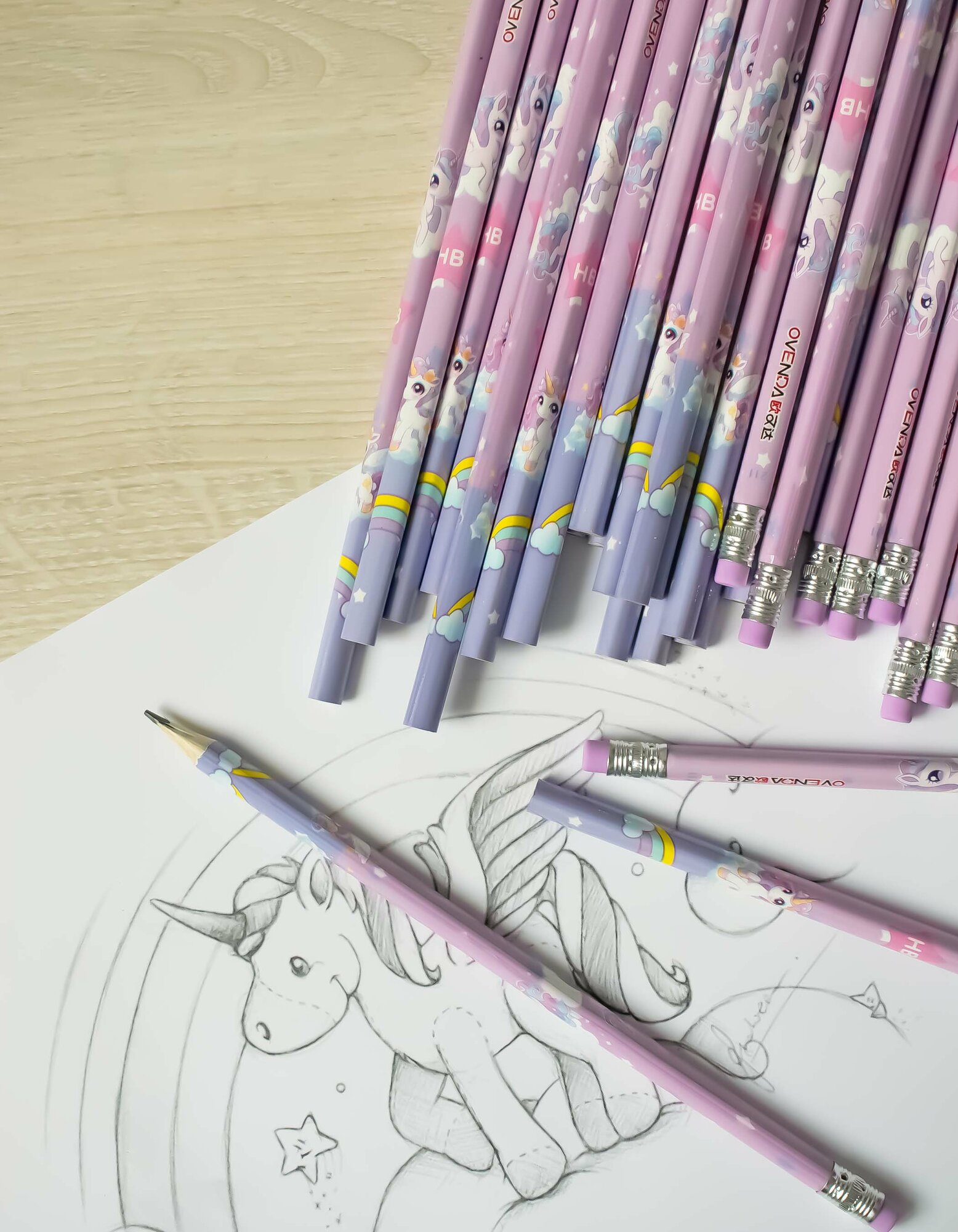 Набор простых карандашей с ластиками в тубе 30 штук для девочек ТМ/HB незаточенные — фото 1