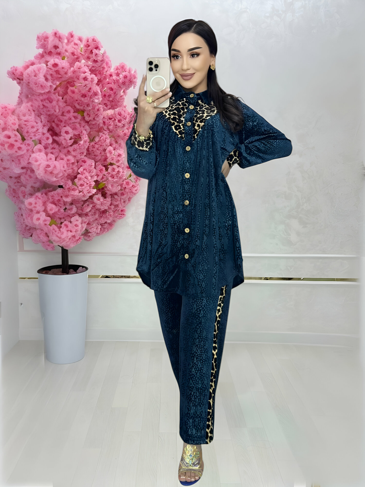 Комплект одежды