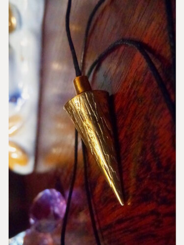 Изображение товара Маятник бронза 36 мм, конический, с мешочком и руководством, для биолокации, гадания