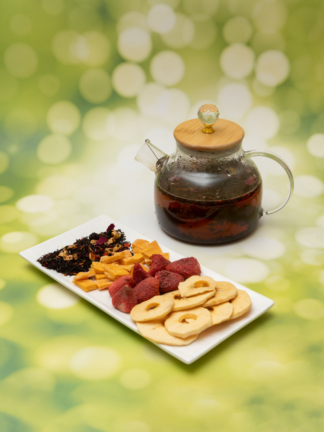 Фруктовый чёрный чай "Бутоны Роз", с натуральным составом и неповторимым вкусом, 100 г — фото 1