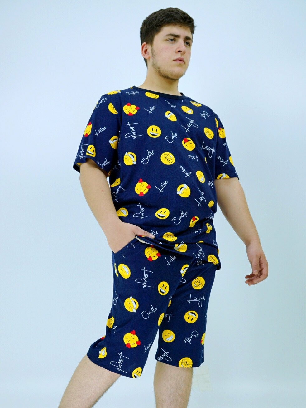 Мужская пижама, мужской пижамный комплект ARISTARHOV, Футболка + Шорты, Смайлик, желтый синий, размер 62 - фотография № 3