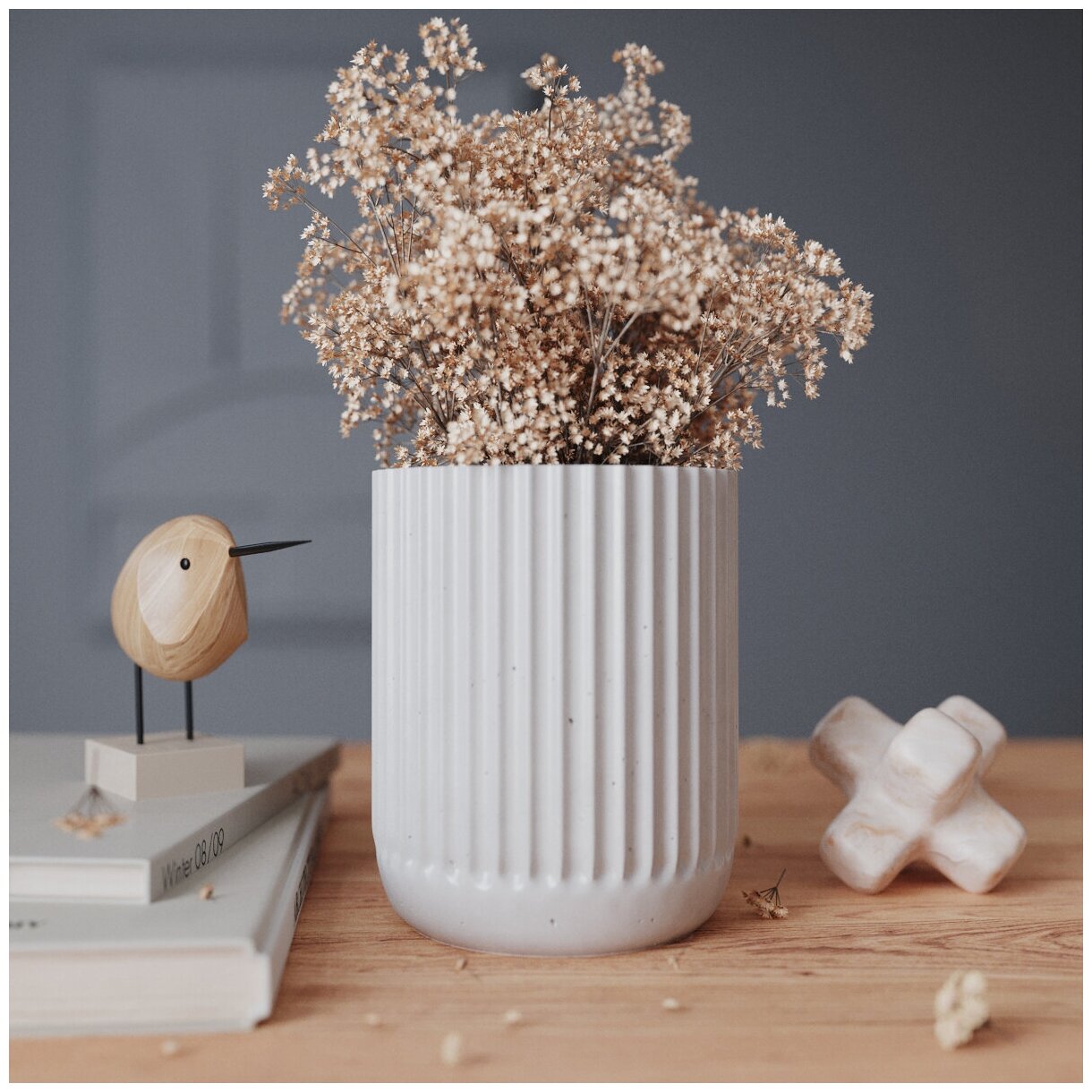 Декоративная ваза для сухоцветов Chloe S, 15x12 см, бетон, белая глянцевая