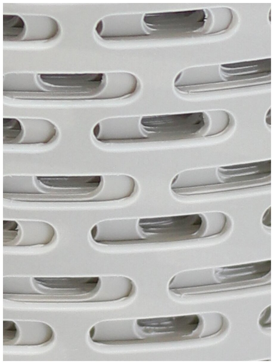 Лента Карнизная вентиляционная ПВХ (0,1х5м) сетка перфорированная (RAL 9003) белый - фотография № 3
