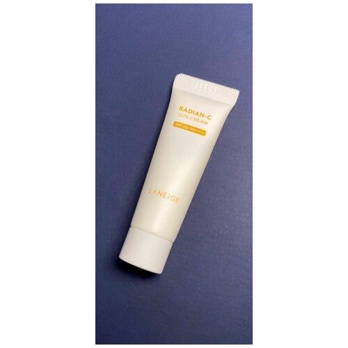 LANEIGE Солнцезащитный крем с витамином С Radian-C Sun Cream SPF 50+ / PA++++ / тревел мини формат