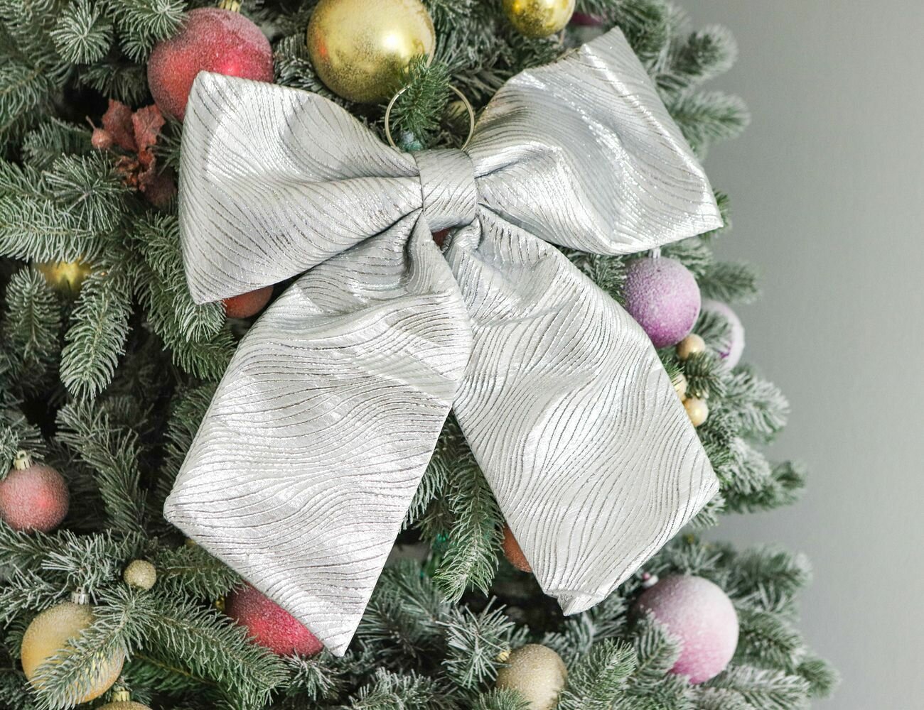 Бант для декорирования лючиано гранде серебряный 44х44 см Due Esse Christmas XNA24003531