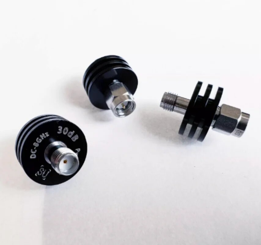 Коаксиальный Фиксированный аттенюатор SMA ATT: 1-40dB; Частота: DC-6G, 8G, 13 ГГц мощность: 3 Вт, DC-13G 40DB