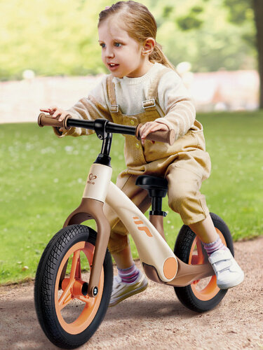 Изображение товара Беговел для детей Hape "Мой первый транспорт", оранжевый, E1210_HP