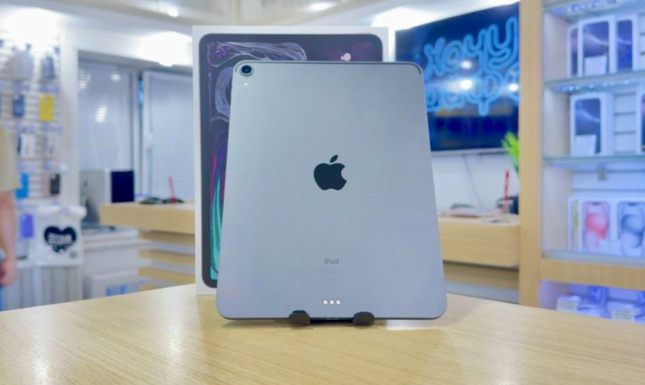 Планшет Apple iPad Pro 11 "Wi-Fi + cellular 64 GB (2018) Space gray