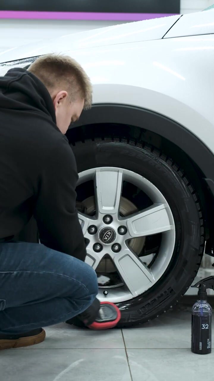 Чернитель с эффектом мокрых шин SMART OPEN BLACK KISS 32, 0.5 л — фото 1