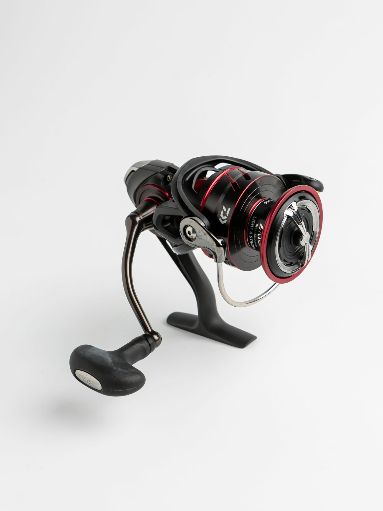 Катушка безынерционная DAIWA 17 BALLISTIC LT 5000D-CXH
