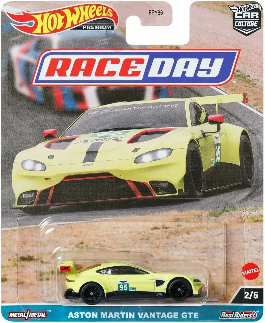 Гоночная машинка Hot Wheels Premium Race Day Aston Martin Vantage GTE, 1:64, масштаб