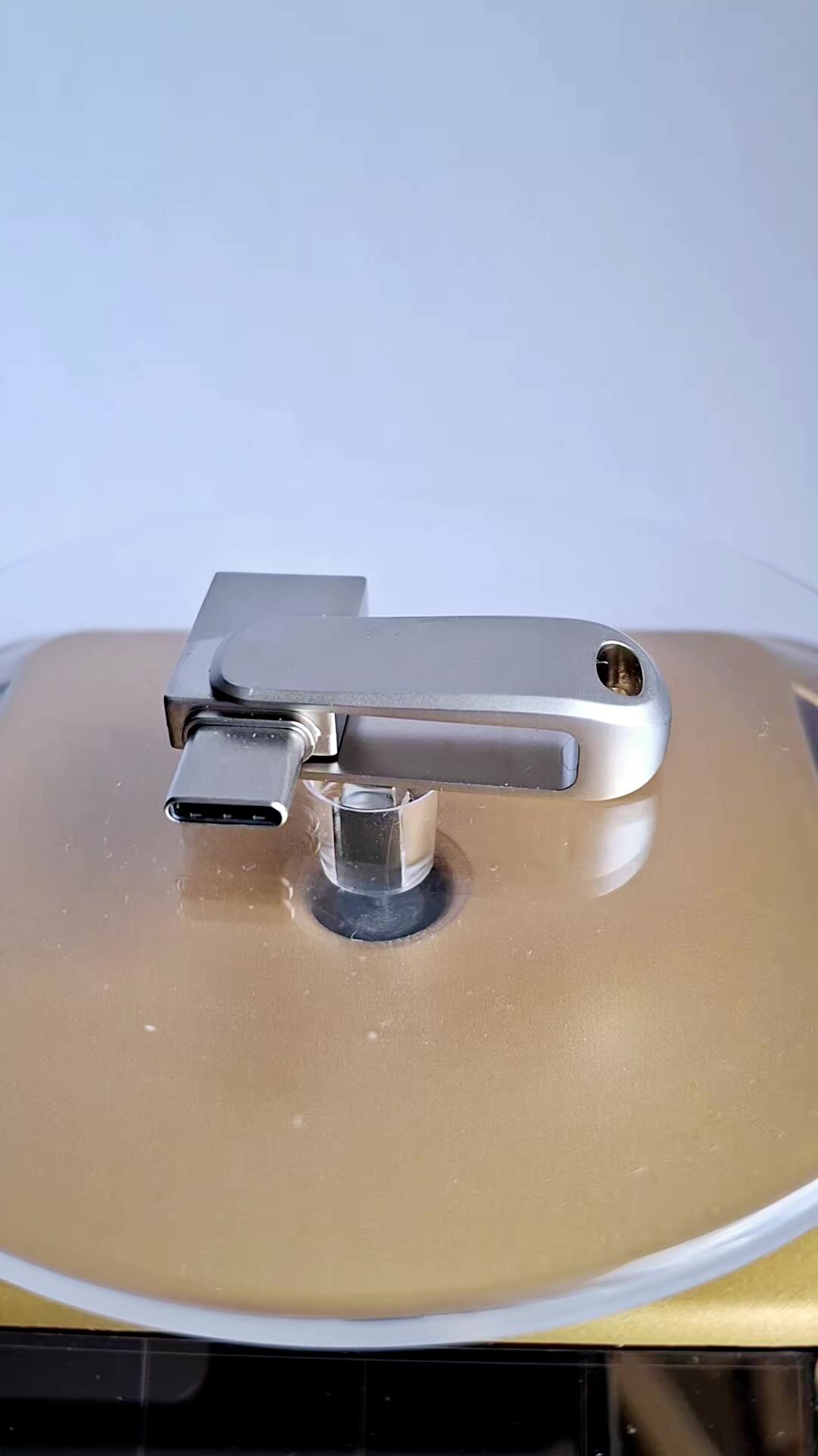 Флеш-накопитель , USB Type-C, 64 Гб, серебристый, Lesenem "U3 Smart" — фото 1