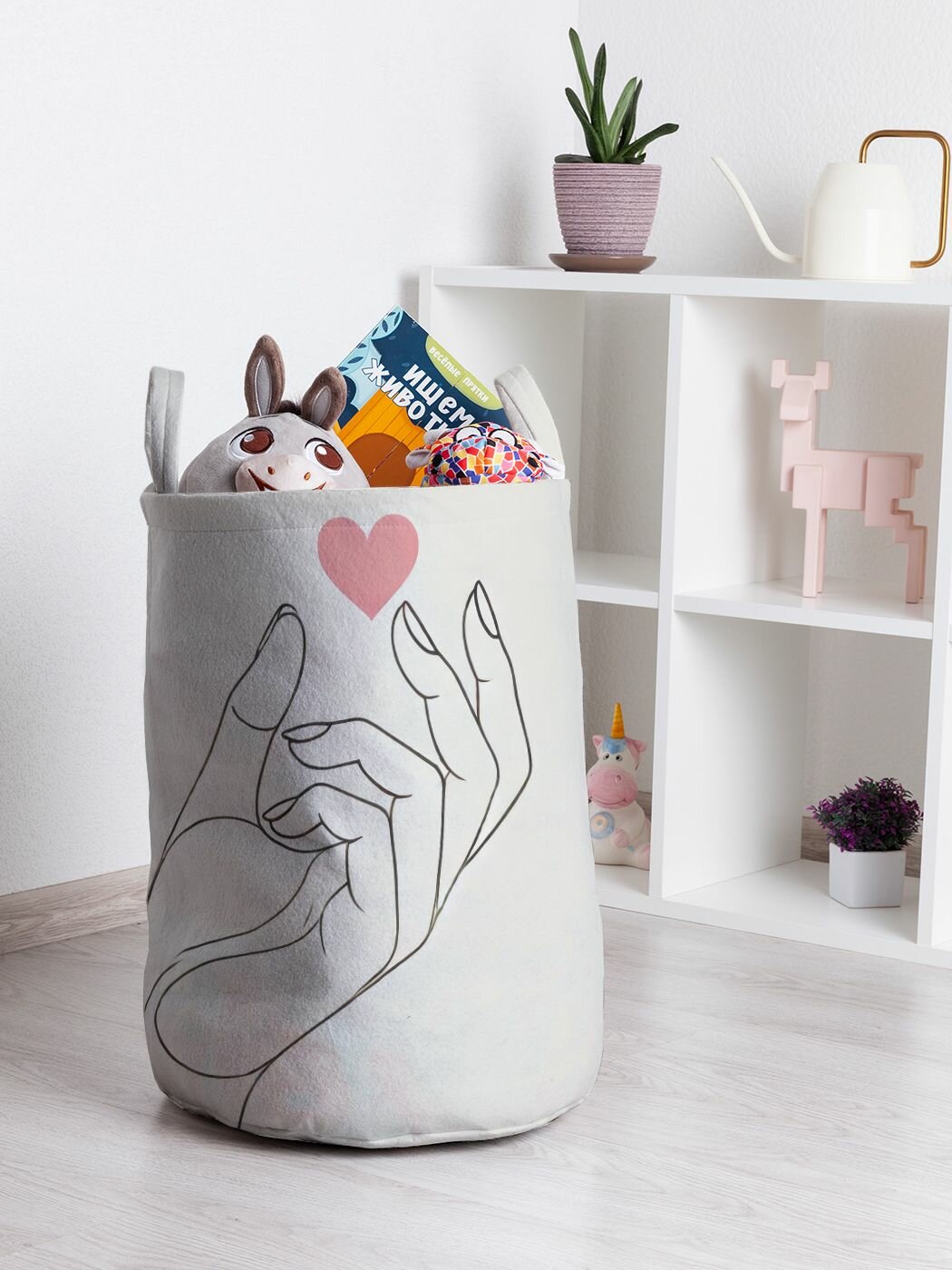 Корзина для хранения игрушек "Сердце в руках" 45л, , JoyArty, серия День св. Валентина