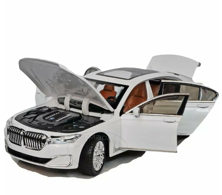 Машинка металлическая игрушка BMW 7 series V12 1:24 со световыми и звуковыми эффыектами — фото 1